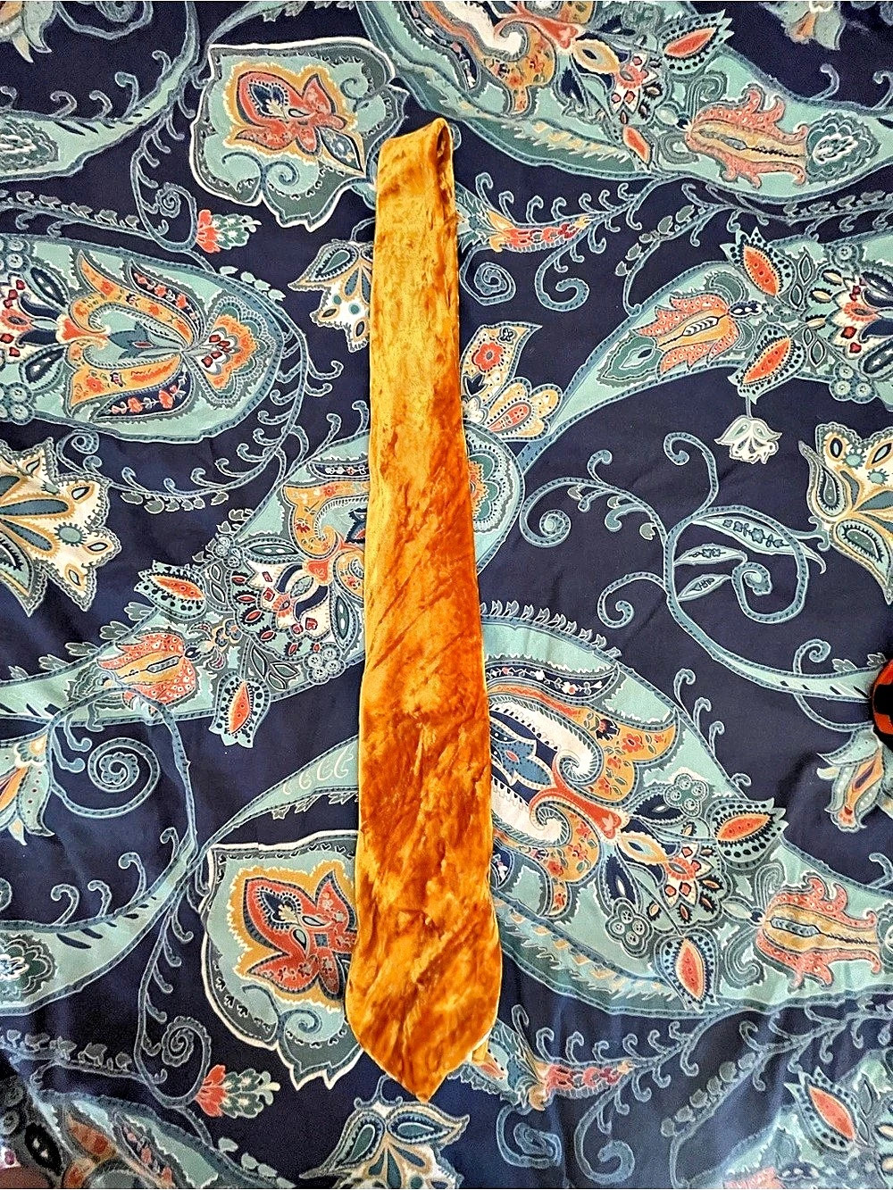 Towncraft Rayon Velvet Tie in Antique Yellow